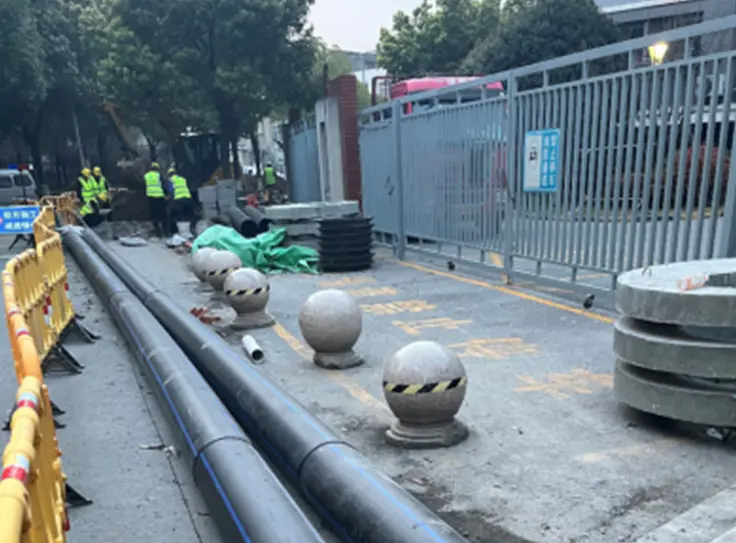 HDPE borular Jiangyin belediyesinin su temini dönüşümüne yardımcı oluyor ve güvenli ve verimli bir kentsel 